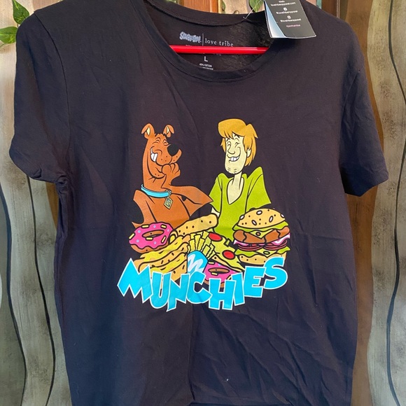NWT Scooby-Do Black Munchies Tee, size large - Picture 1 of 4